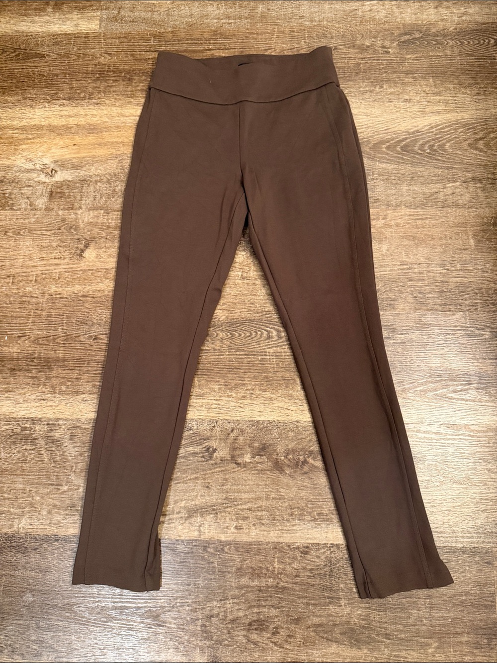 Express Women’s Skinny Pants in Brown
